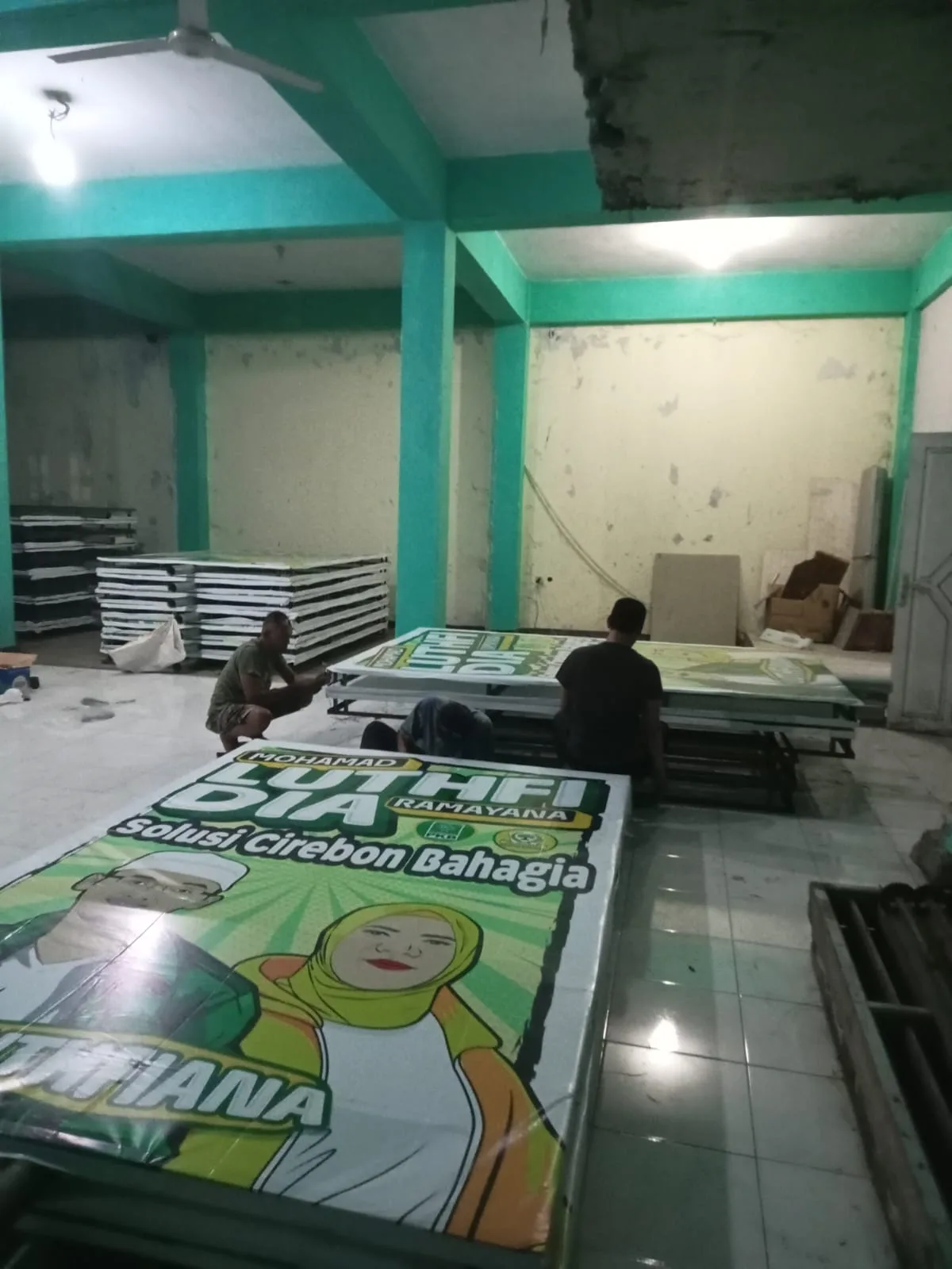 Billboard & Reklame 4 buatan AMP Advertising Cirebon